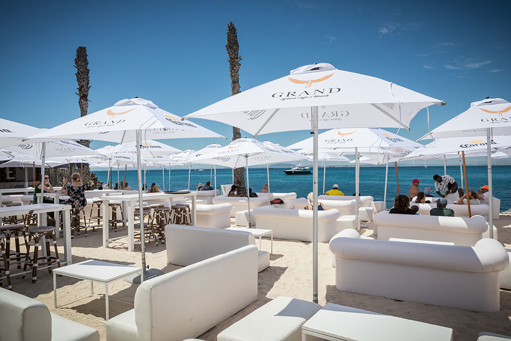 Aluminium parasols
